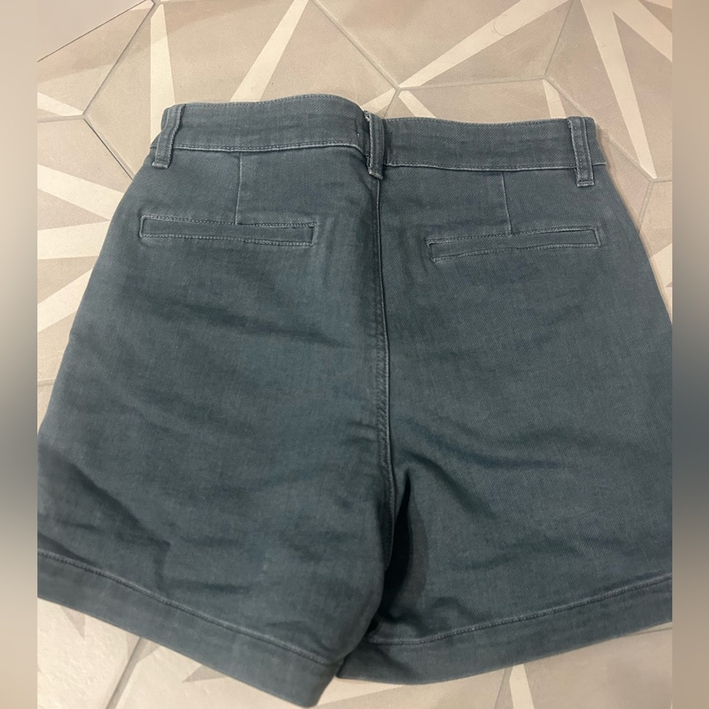 Faherty Stretch Terry Patch Pocket High-Rise Washed Blue Women’s Shorts - Picture 4 of 5